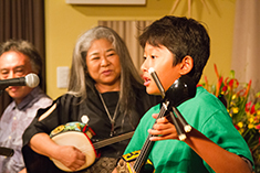 「しゃみせん楽家」店内にて、「古謝美佐子唄会」開催